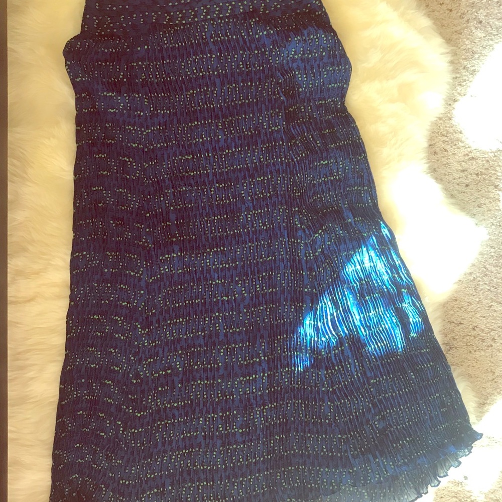 SOLD ** Tory Burch Navy Blue Skirt, size 14